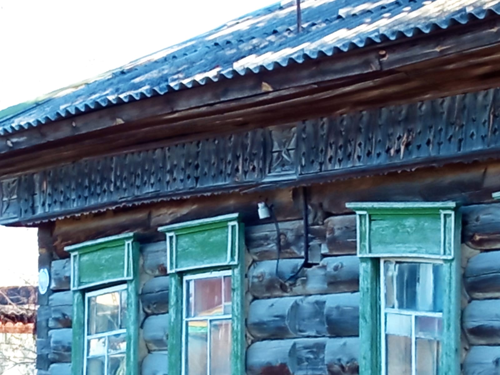 Карпова Марина Николаевна. Древнейший дом под столетней сосной