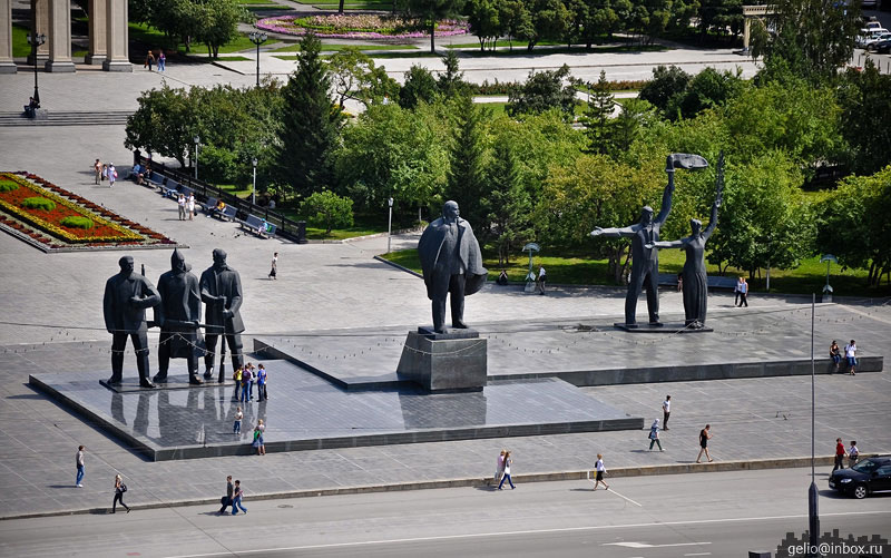 Ленин на Ленина. Новосибирск. Фото: Степанов Слава